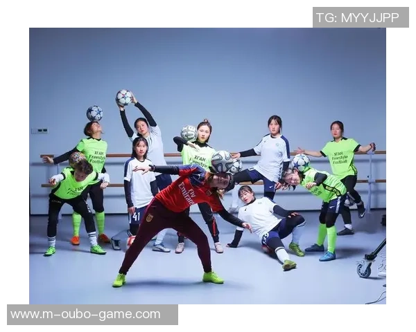 李伯清足球俱乐部:助力青少年成长与足球梦想的摇篮 李伯清足球俱乐部:助力青少年成长与足球梦想的摇篮